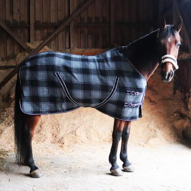 Best on Horse Heavy Woolen rug, pc