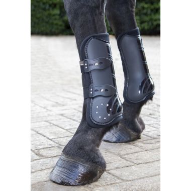 HKM Diamonds tendon and fetlock boos set
